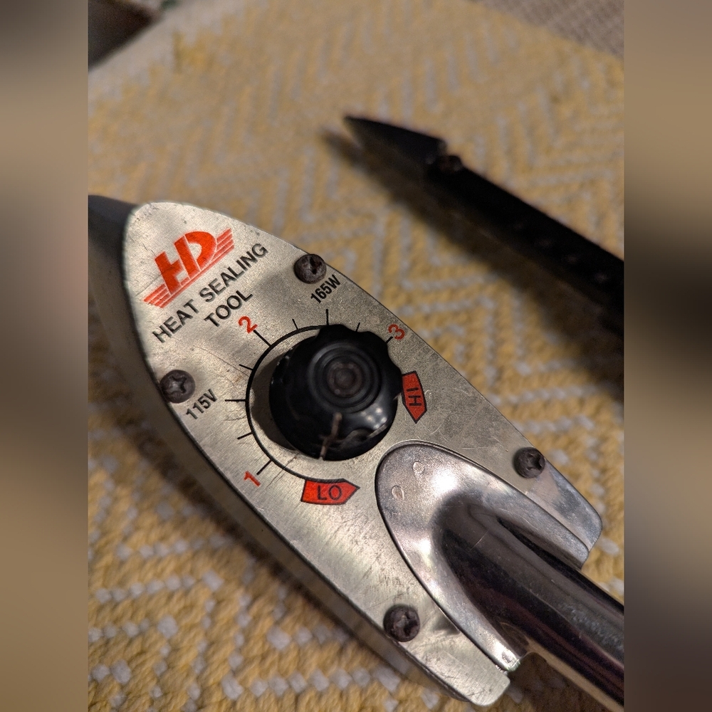 HD Coverite Heat Sealing Tool with Wooden Handle - Picture 2 of 3